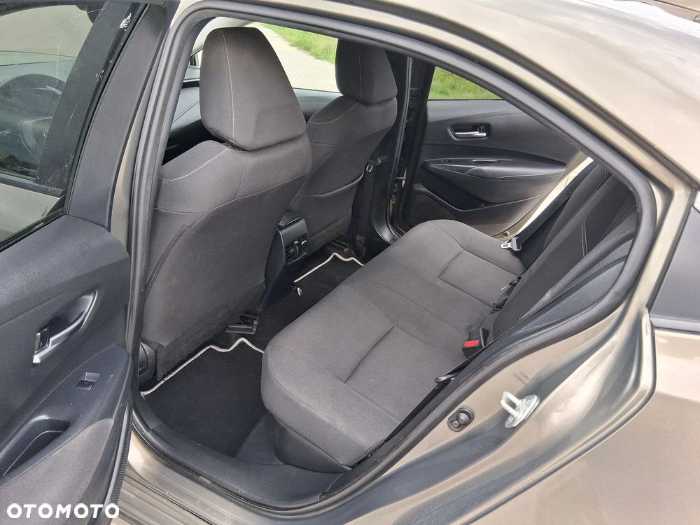Toyota Corolla 1.8 Hybrid Comfort - 10