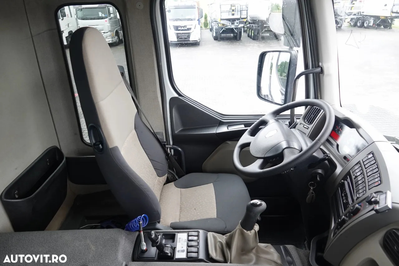 Renault KERAX 410 / 6x4 / 3-SIDE TIPPER / 2X HYDROBORTA / HYDROKLAPA / BORDMATIC / MANUAL / IMPORTAT - 30