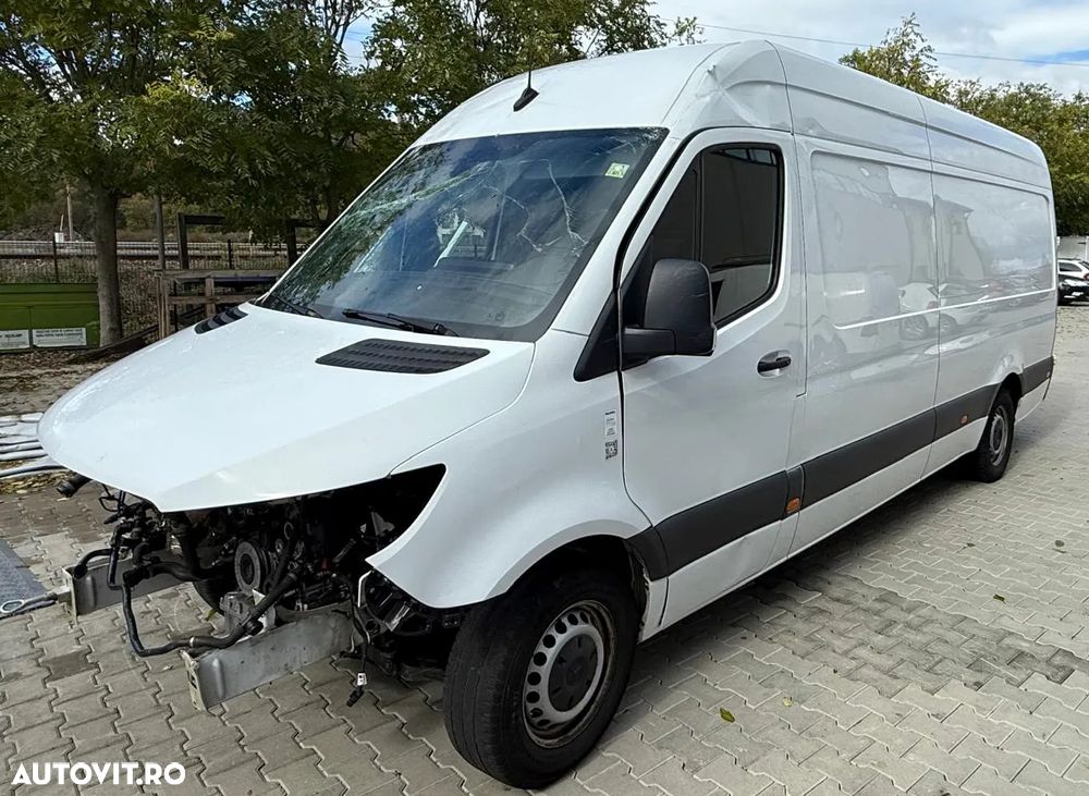 Mercedes-Benz SPRINTER - 1