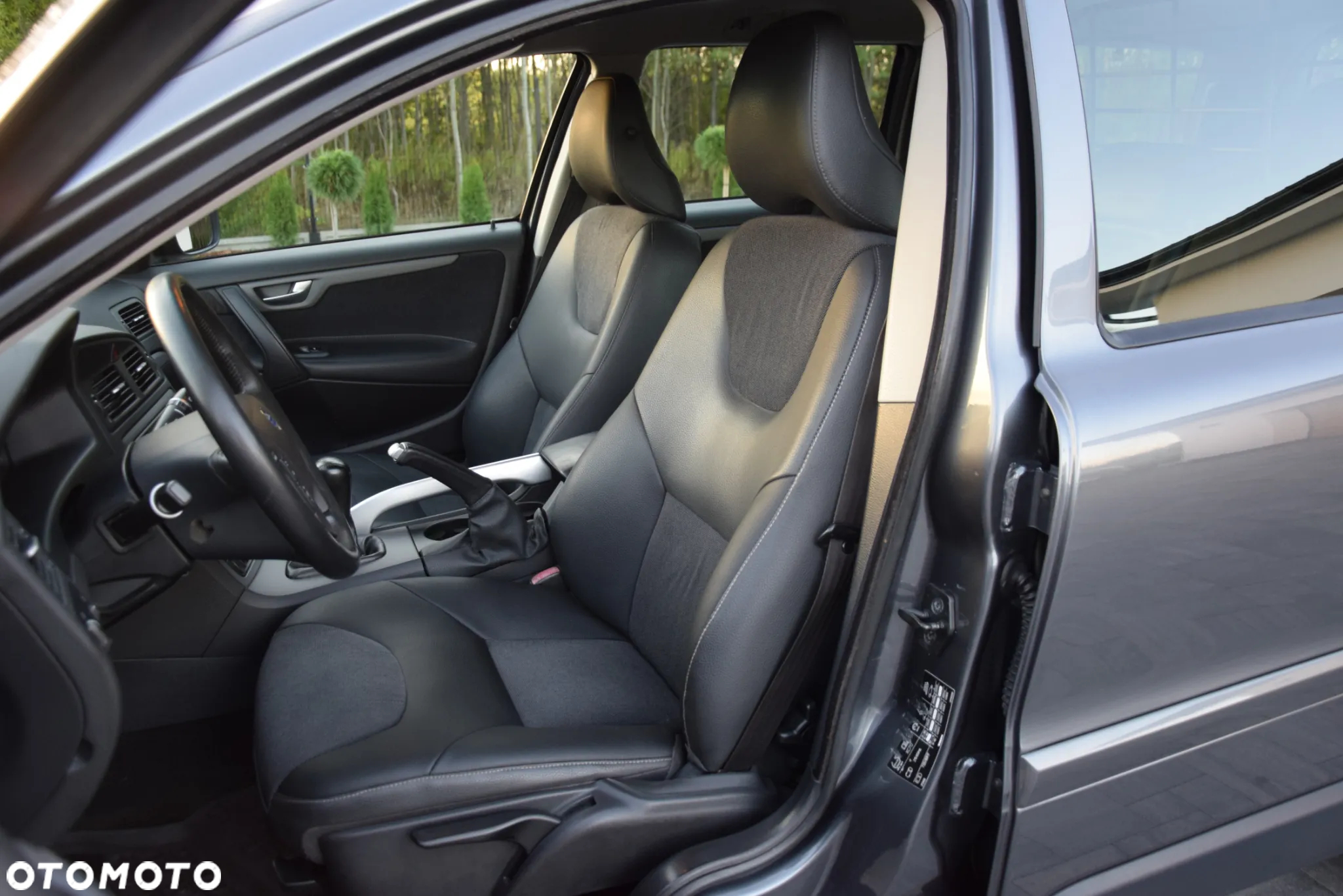 Volvo XC 70 D5 AWD Kinetic - 7