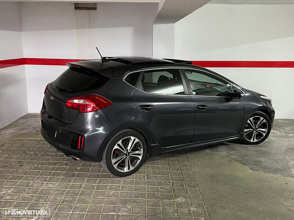 Kia Ceed 1.6 CRDi Nav Line - 18