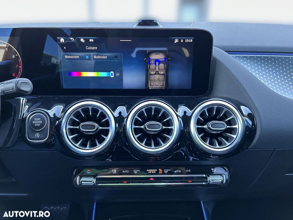 Mercedes-Benz GLA 220 4MATIC MHEV - 20