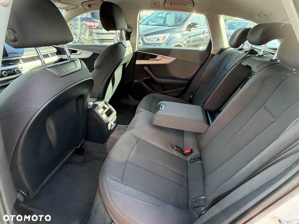 Audi A4 Avant 2.0 TDI S tronic - 7