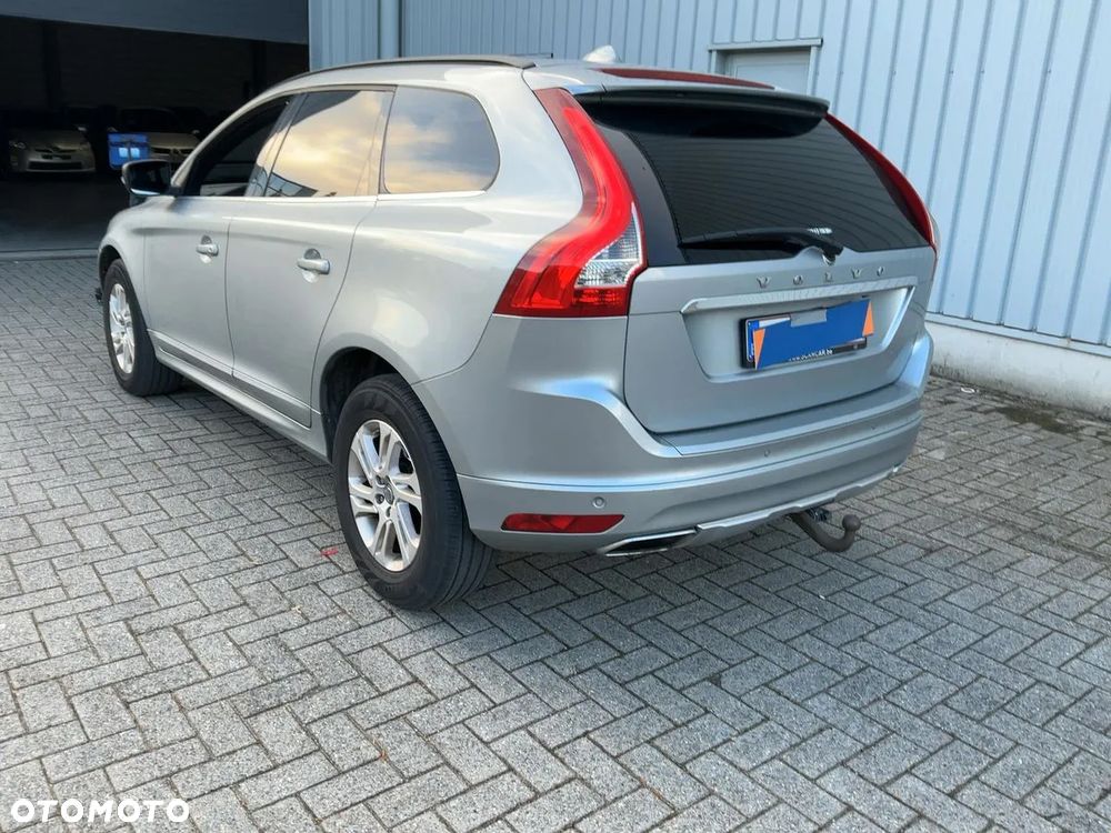 Volvo XC 60 D4 Geartronic Momentum - 2
