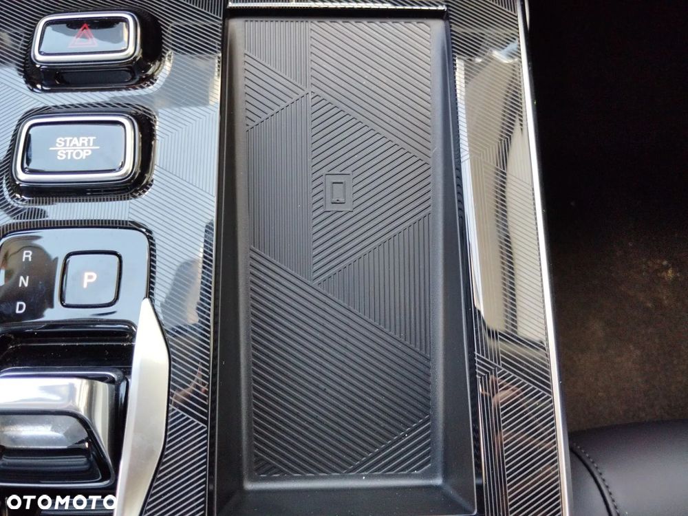 GAC Emkoo 2.0 HEV Luxury DHT - 28