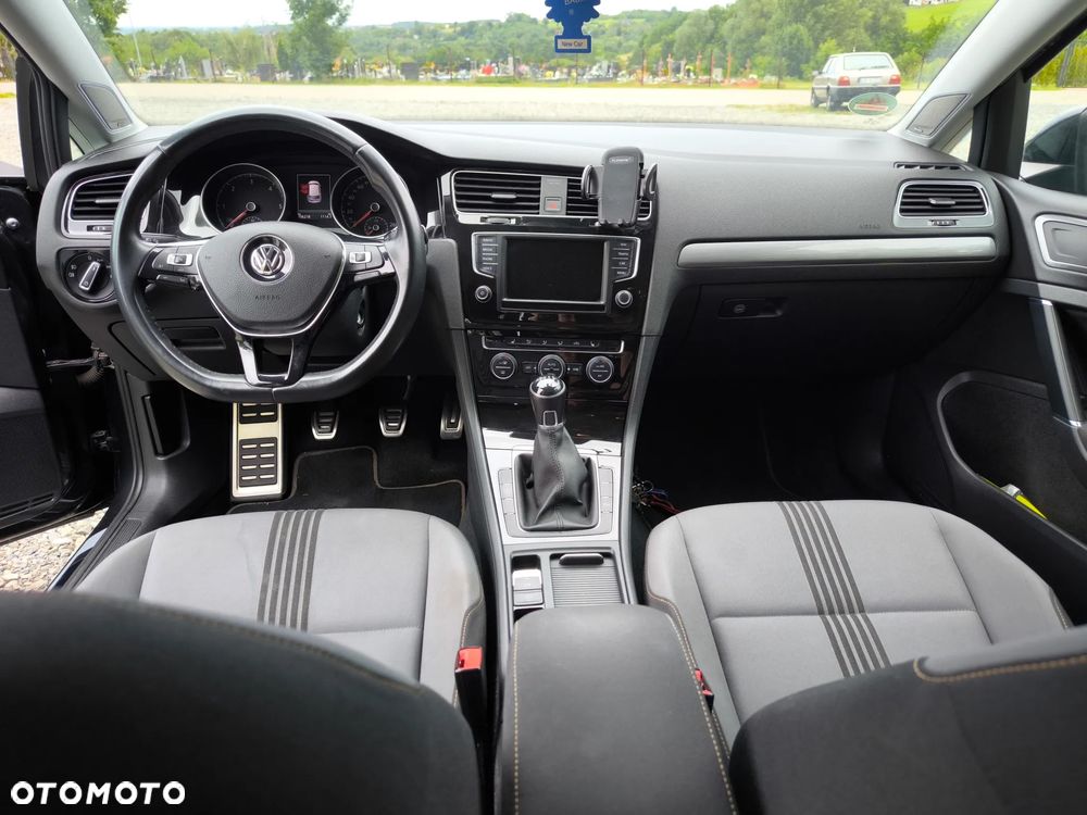 Volkswagen Golf 2.0 TDI BlueMotion Technology Allstar - 9