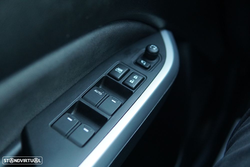 Suzuki Vitara 1.6 VVT GLX - 20