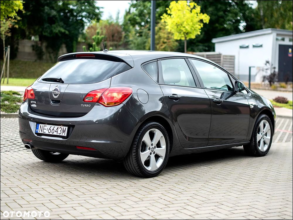 Opel Astra - 8