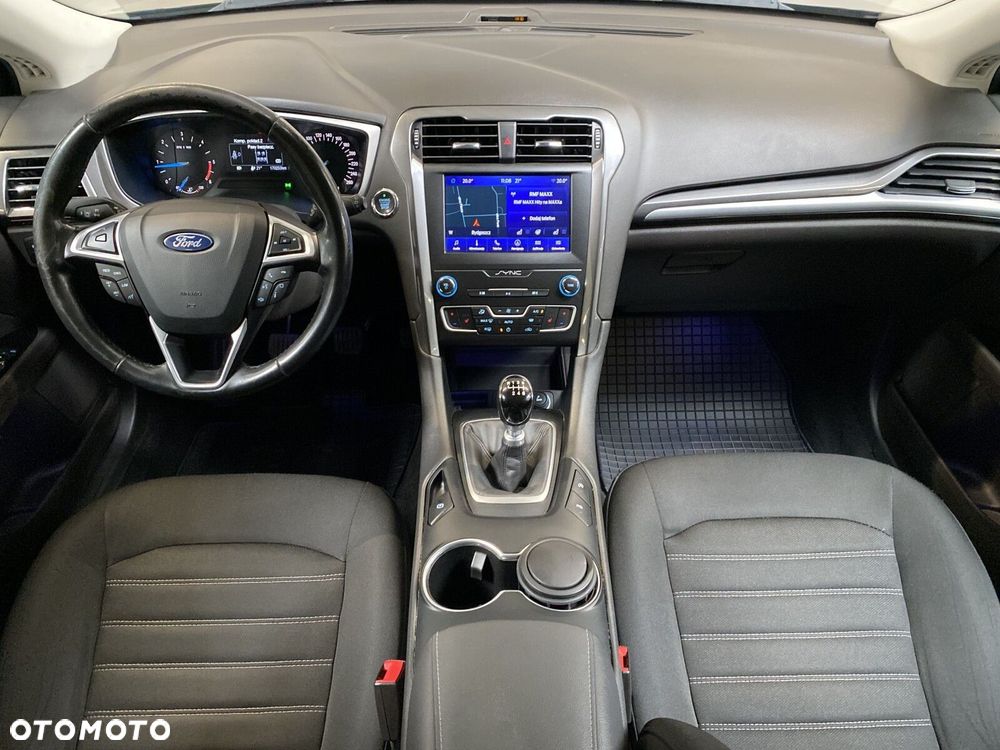 Ford Mondeo - 10
