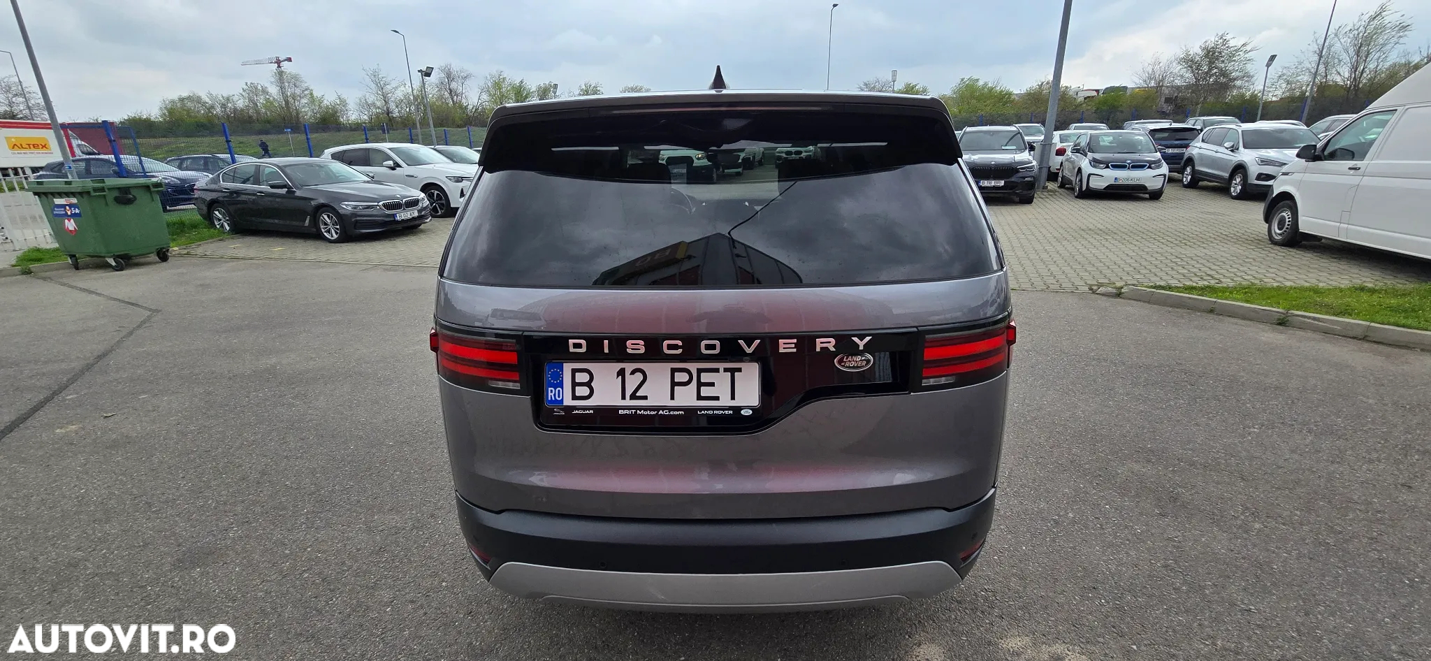 Land Rover Discovery 3.0 D250 MHEV SE - 4