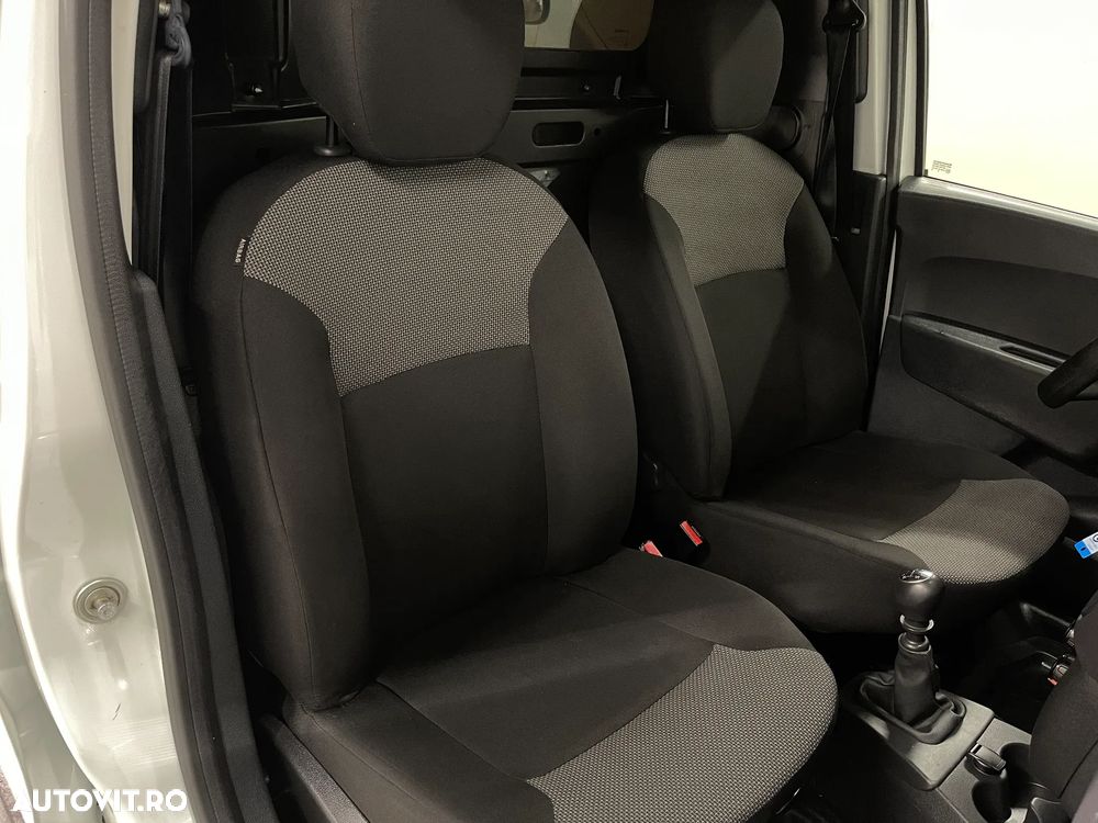 Dacia Dokker 1.5 Blue dCi Laureate - 8