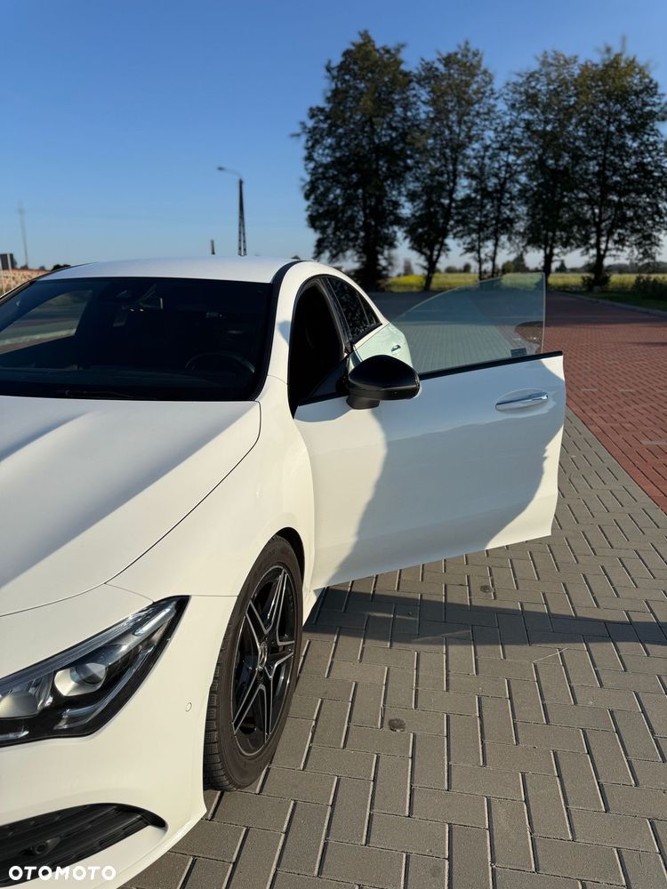 Mercedes-Benz CLA - 4