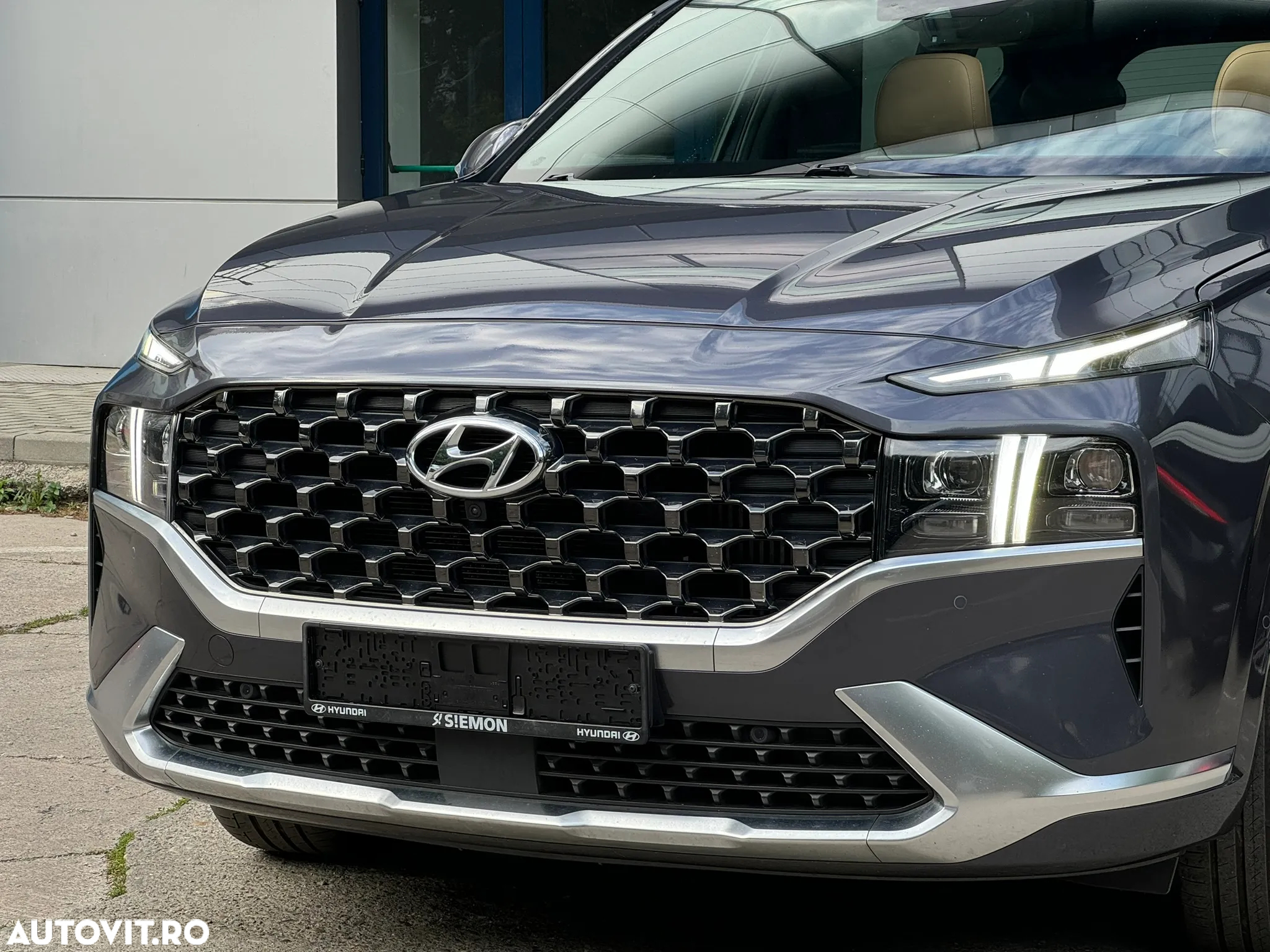 Hyundai Santa Fe Plug-in Hybrid 1.6 l 265 CP 4WD 6AT Luxury - 7