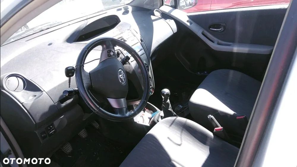 Toyota Yaris 1.33 VVT-i Edition - 5