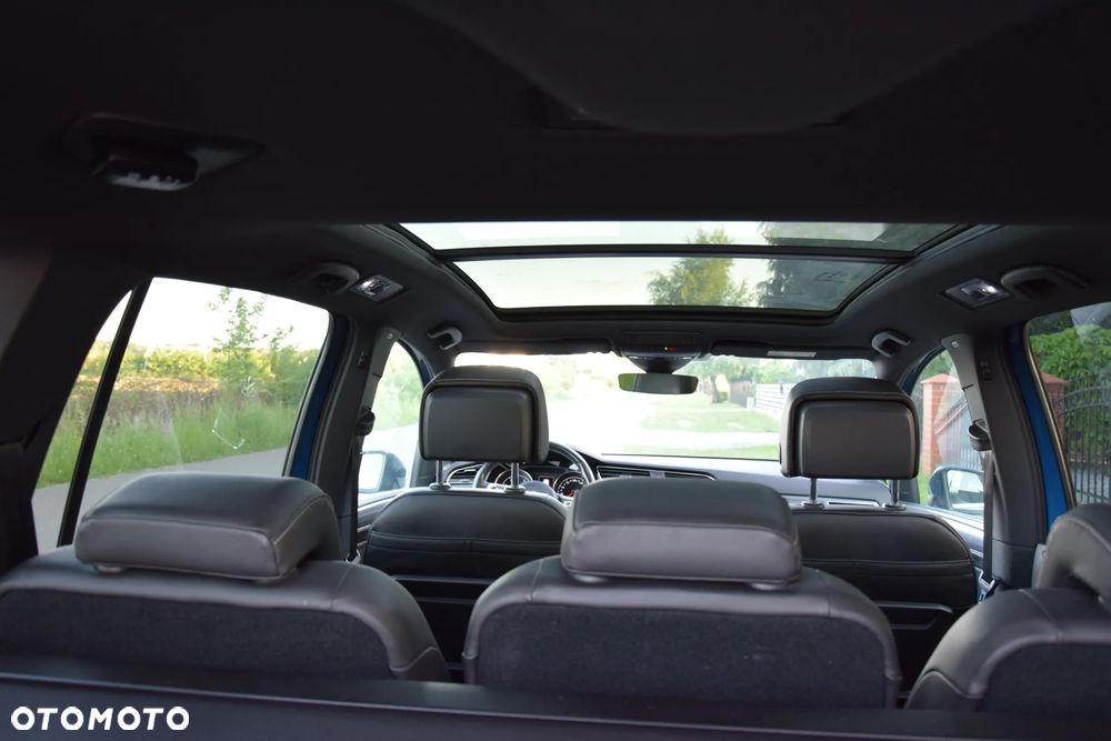 Volkswagen Touran 1.5 TSI EVO Highline - 28