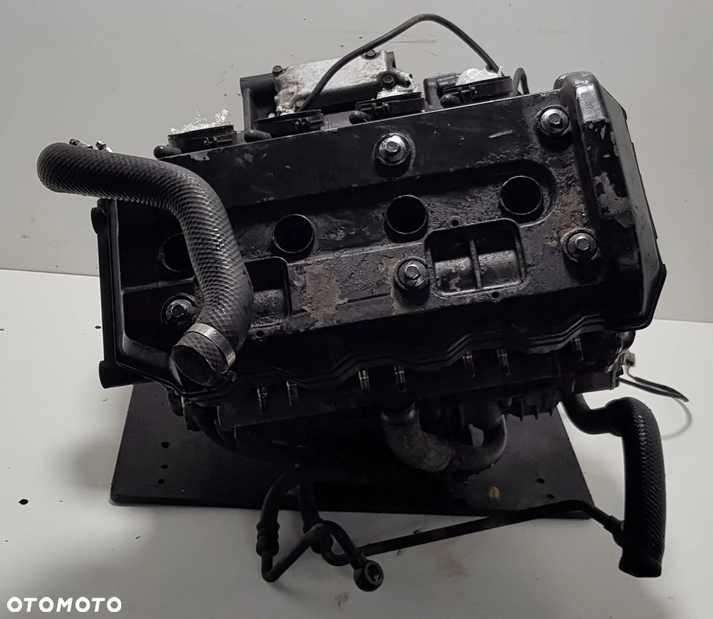 Kawasaki ZZR 1100 Silnik - 8