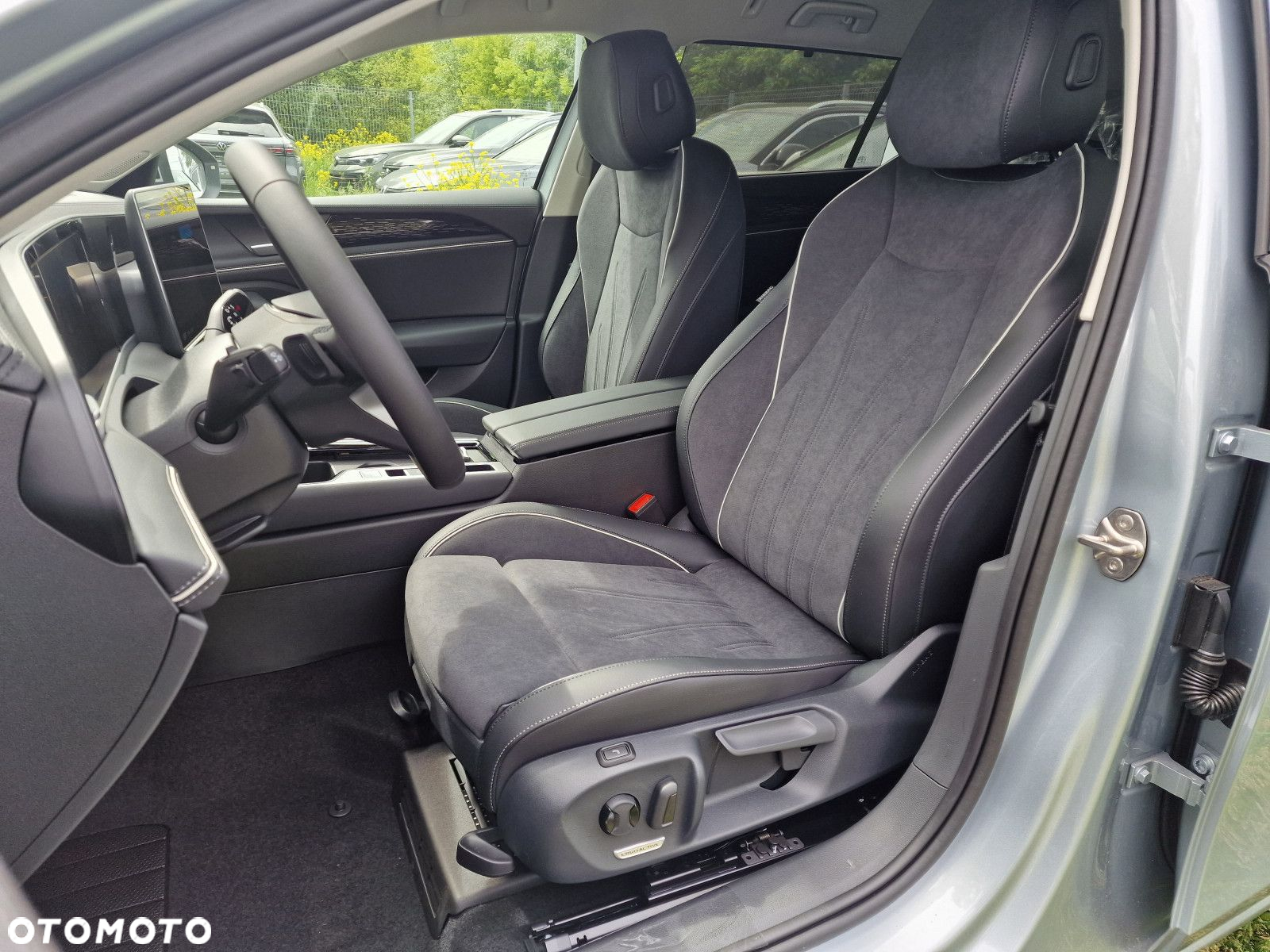 Volkswagen Passat - 11