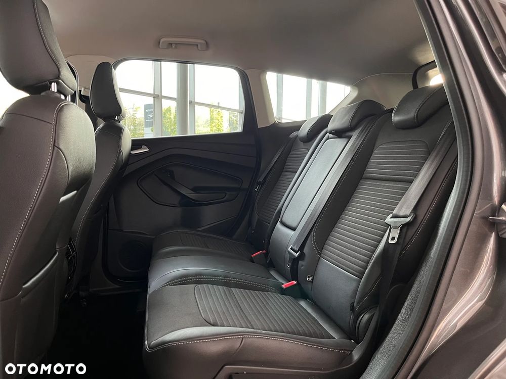 Ford Kuga 1.5 EcoBoost 2x4 Titanium - 22