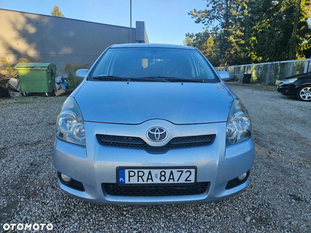 Toyota Corolla Verso - 5