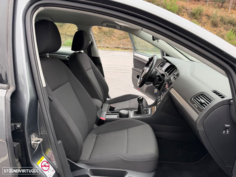 VW Golf 1.0 TSI Confortline - 31