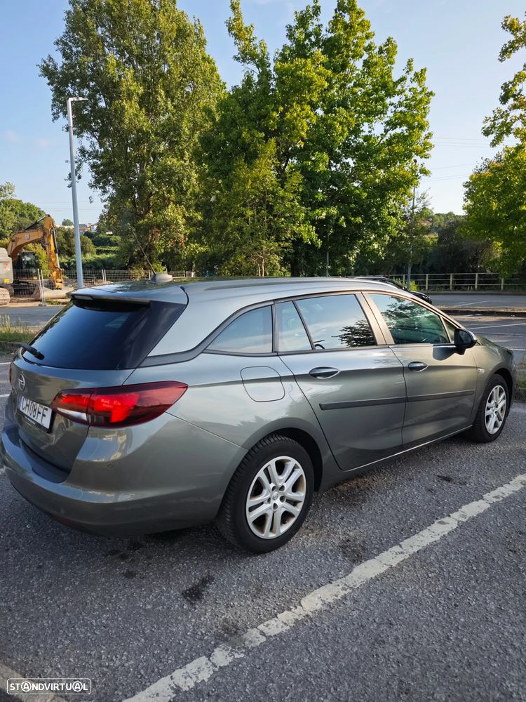Opel Astra Sports Tourer 1.5 D S&S Business Elegance - 4