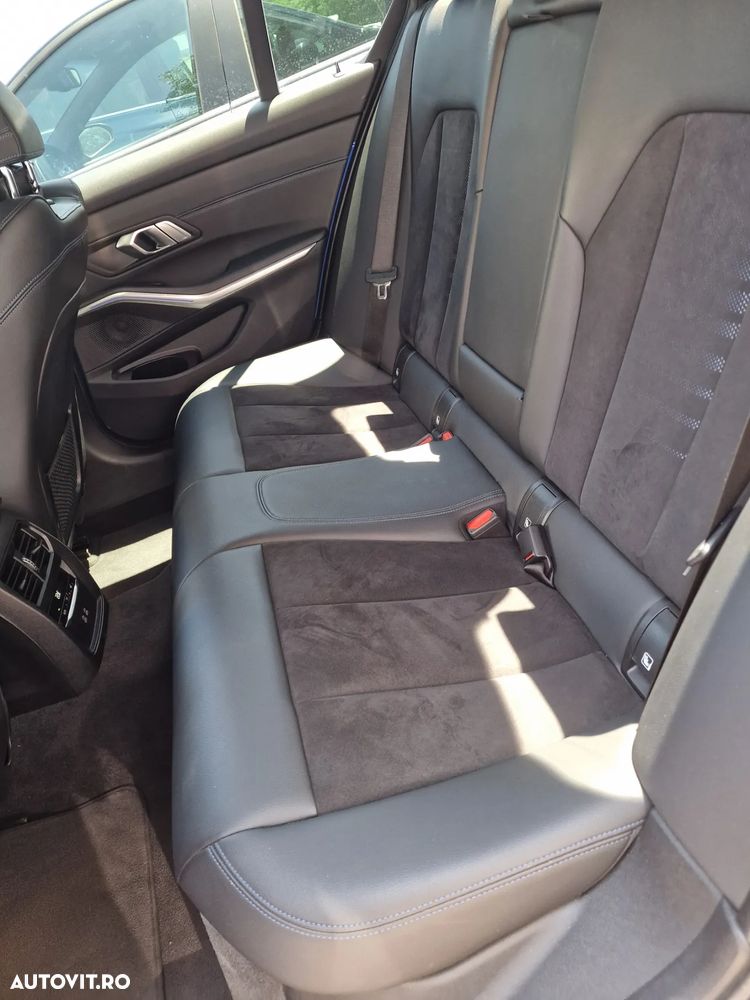 BMW Seria 3 320d xDrive AT MHEV - 19