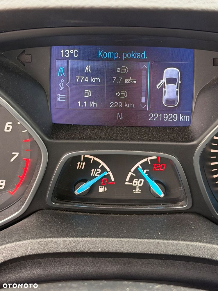 Ford Kuga 1.6 EcoBoost 2x4 Individual - 13