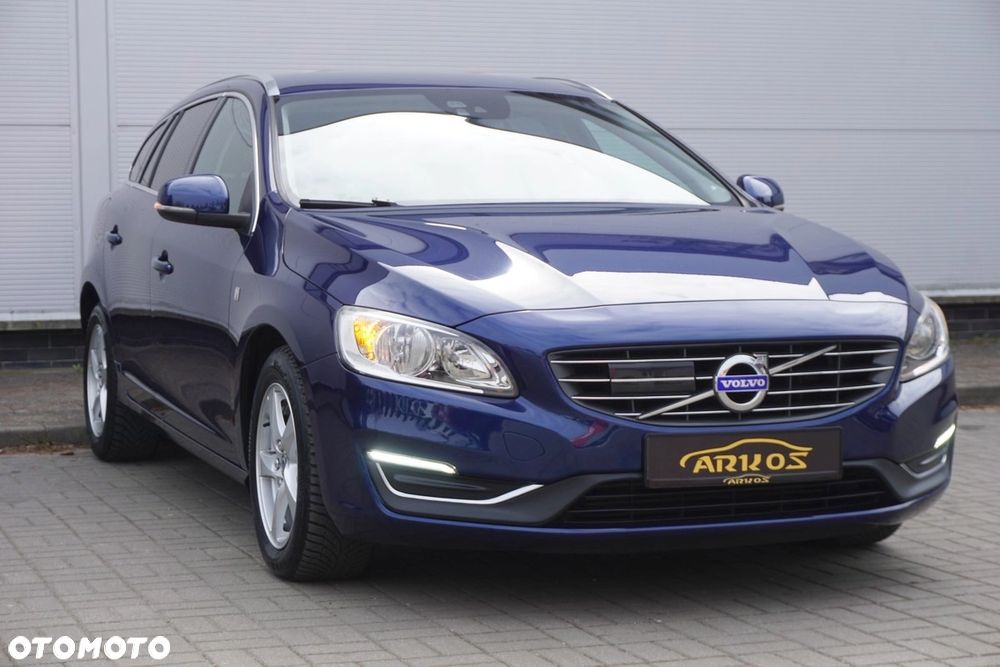 Volvo V60 D4 Drive-E Ocean Race - 11