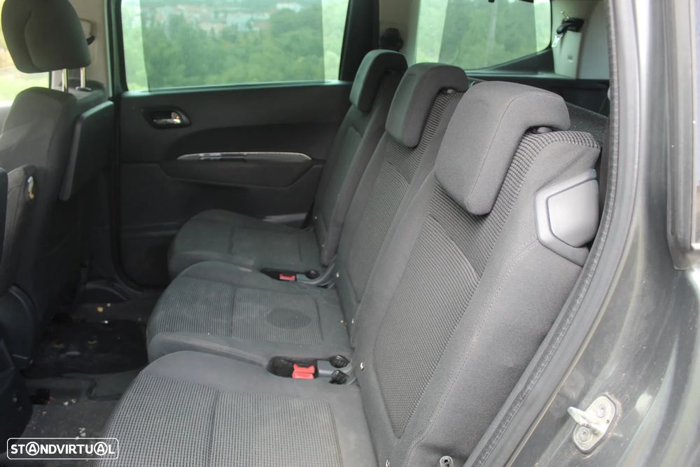 Peugeot 5008 - 7
