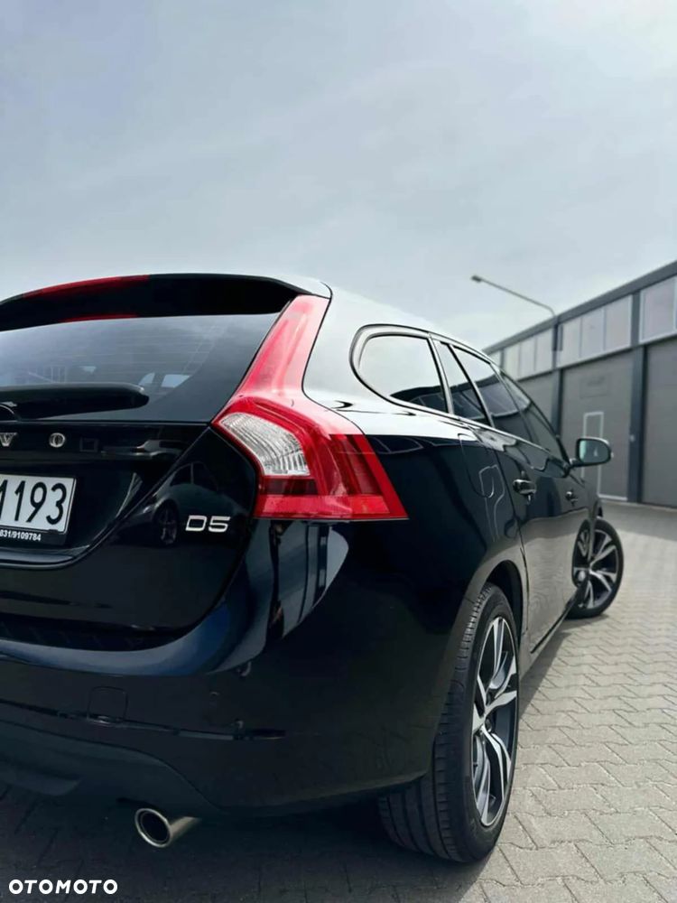Volvo V60 D5 AWD - 16