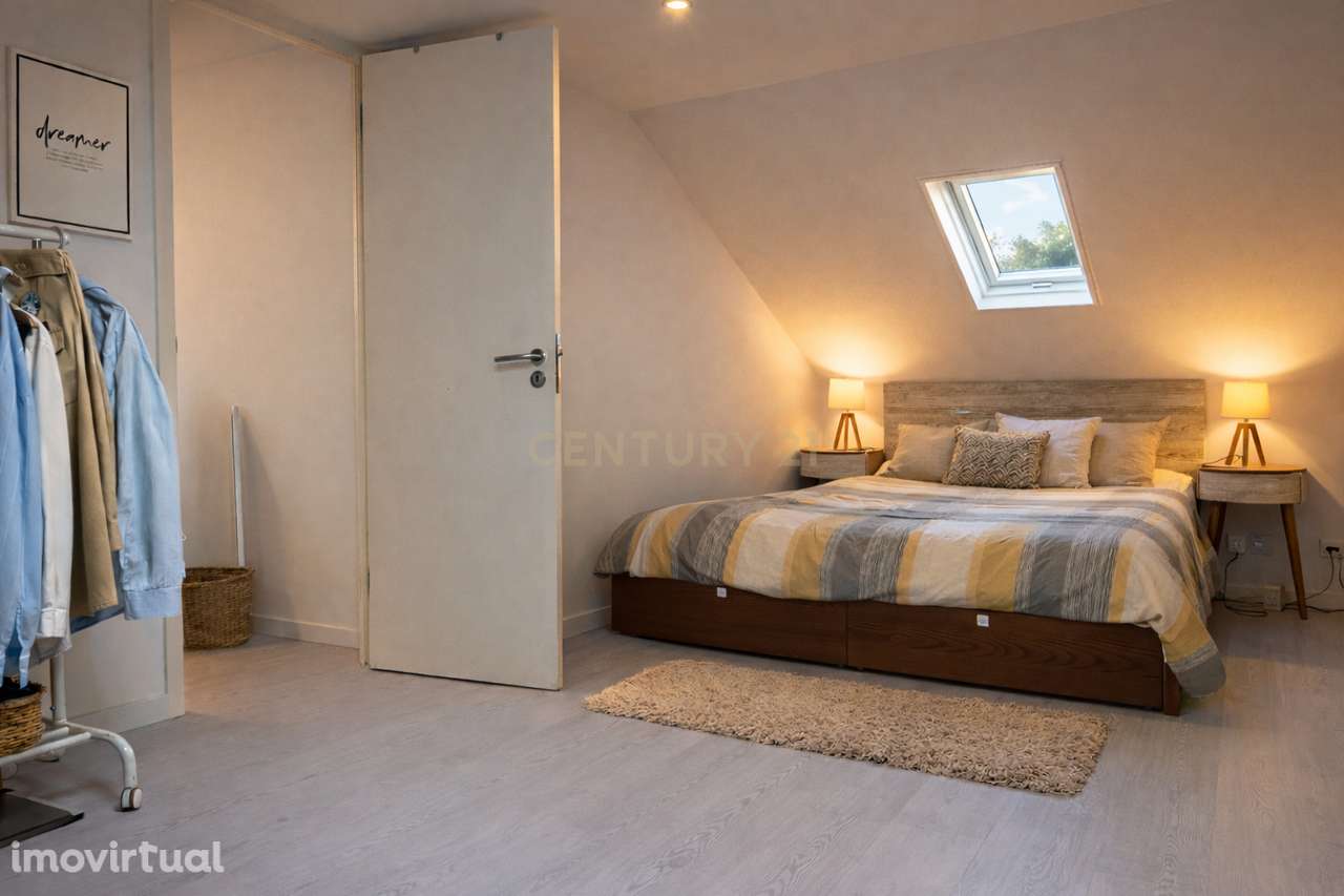 T1+1 Duplex Totalmente Remodelado com Terraço Privativo e AC em Todas - Grande imagem: 4/12