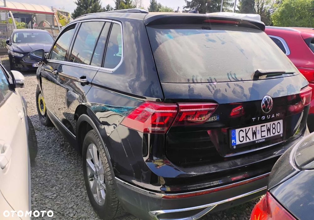 Volkswagen Tiguan - 4
