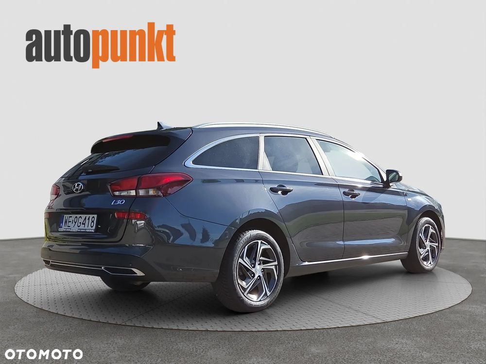 Hyundai i30 1.5 T-GDI 48V Smart - 7