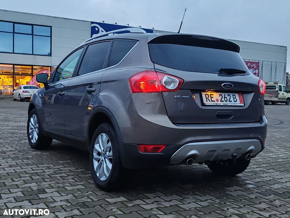 Ford Kuga 2.0 TDCi Titanium - 3