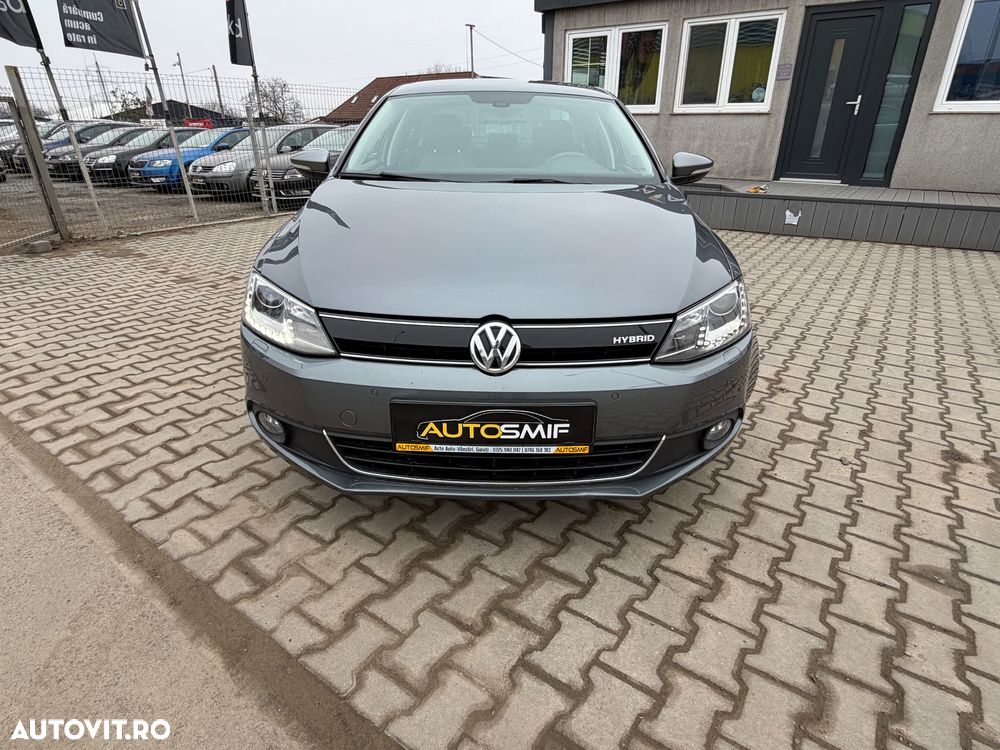 Volkswagen Jetta - 28