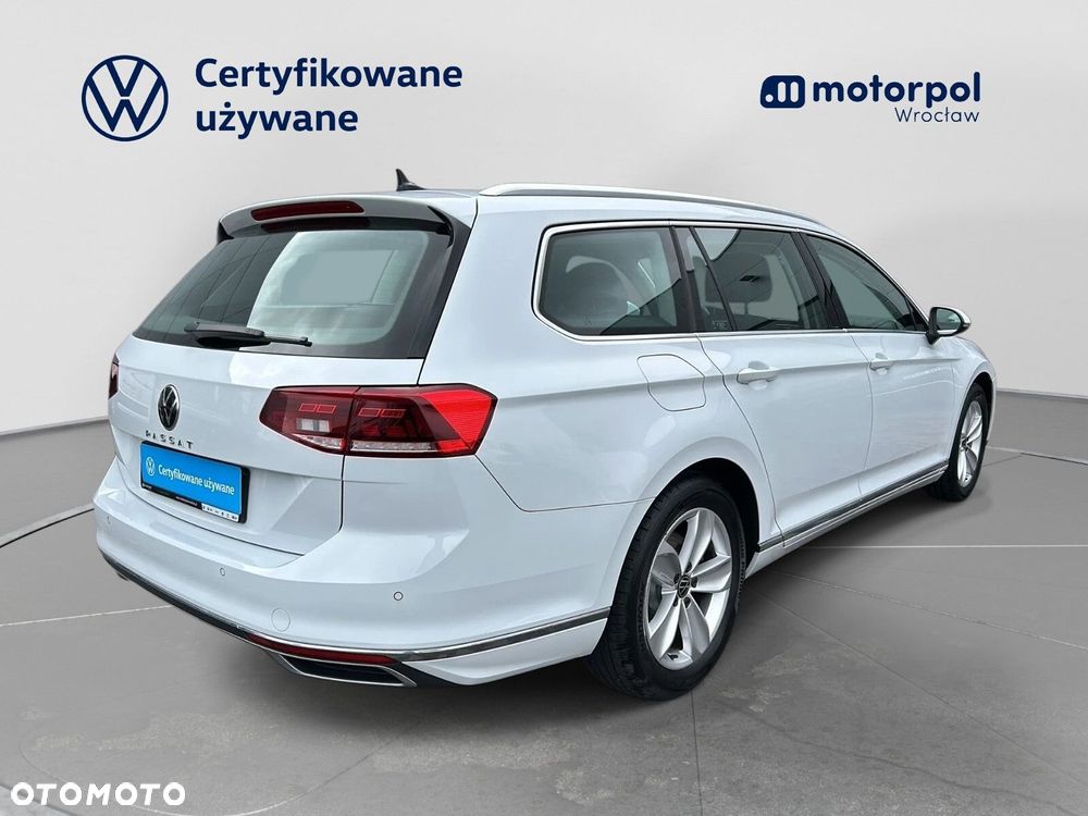 Volkswagen Passat 2.0 TDI EVO Elegance - 15