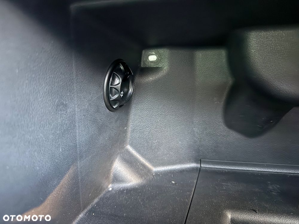 Volkswagen Polo 1.4 Team - 38