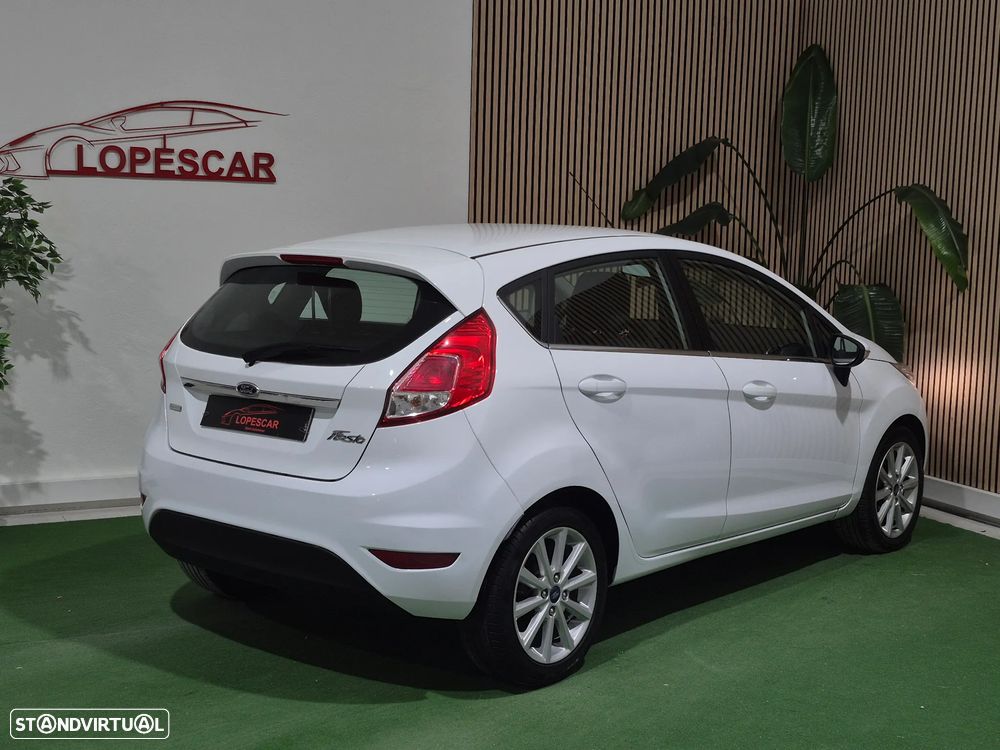 Ford Fiesta 1.0 T EcoBoost Titanium PowerShift - 6