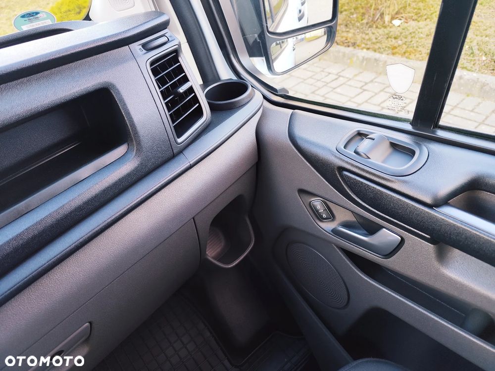 Ford Transit Custom - 22