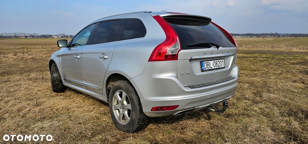 Volvo XC 60 - 4