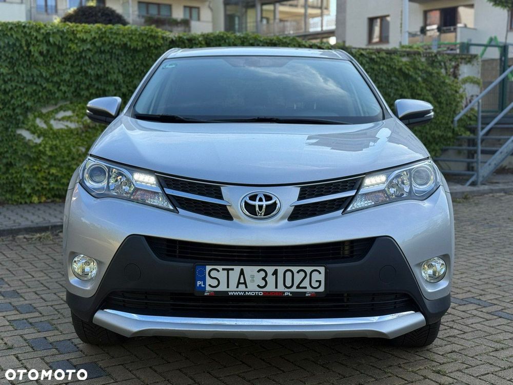 Toyota RAV4 - 10