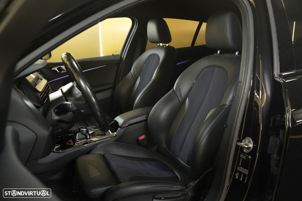 BMW 116 d Pack Desportivo M Auto - 31