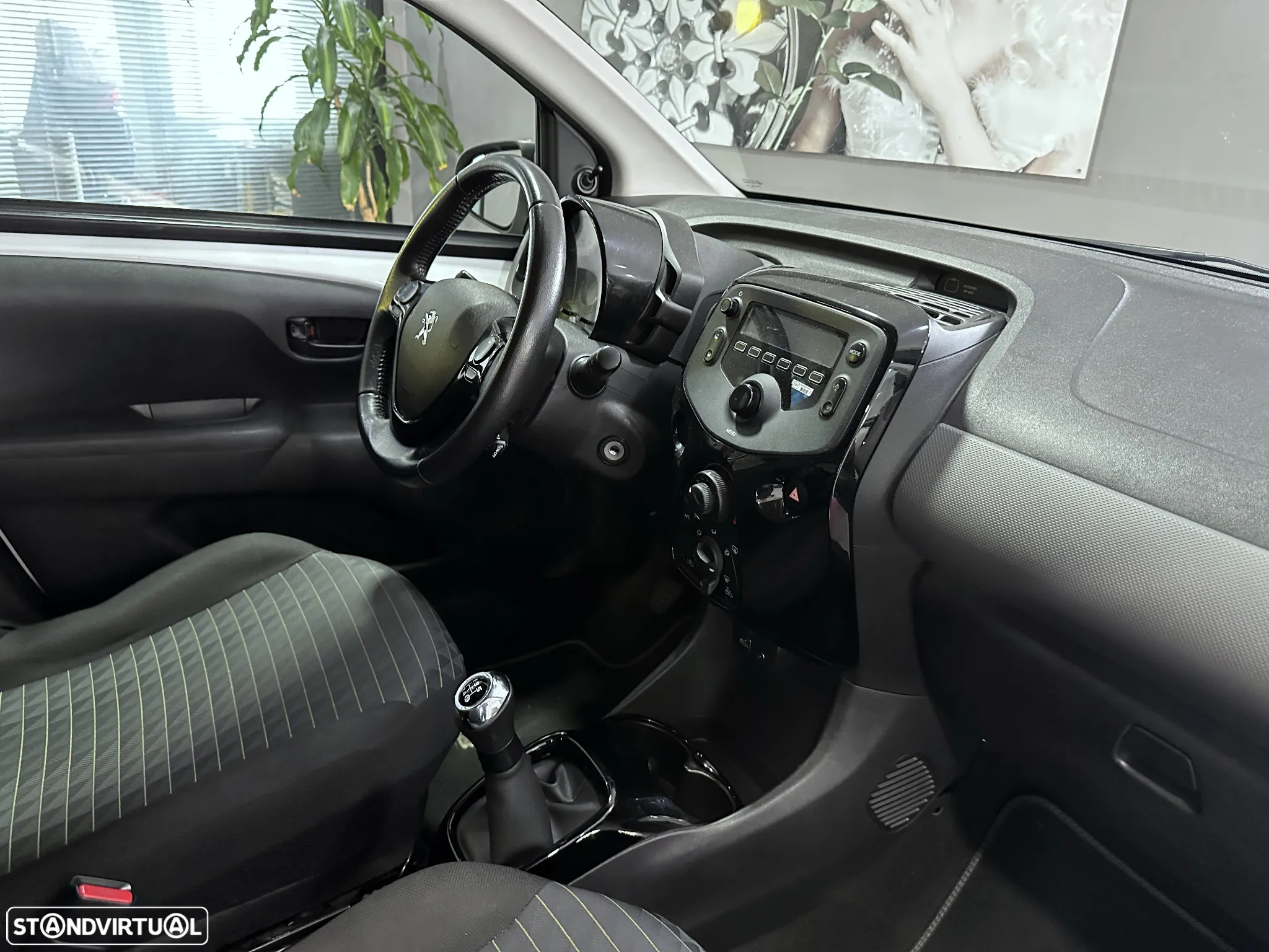 Peugeot 108 Top! 1.0 VTi Style - 19