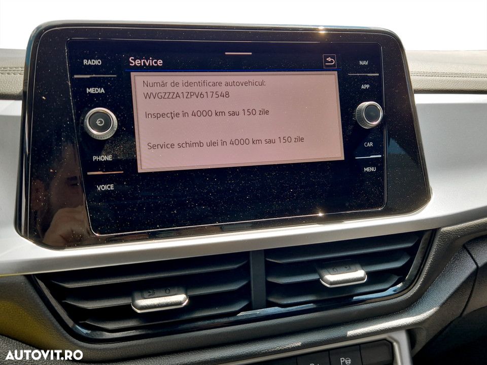 Volkswagen T-Roc 1.5 TSI DSG Life - 24