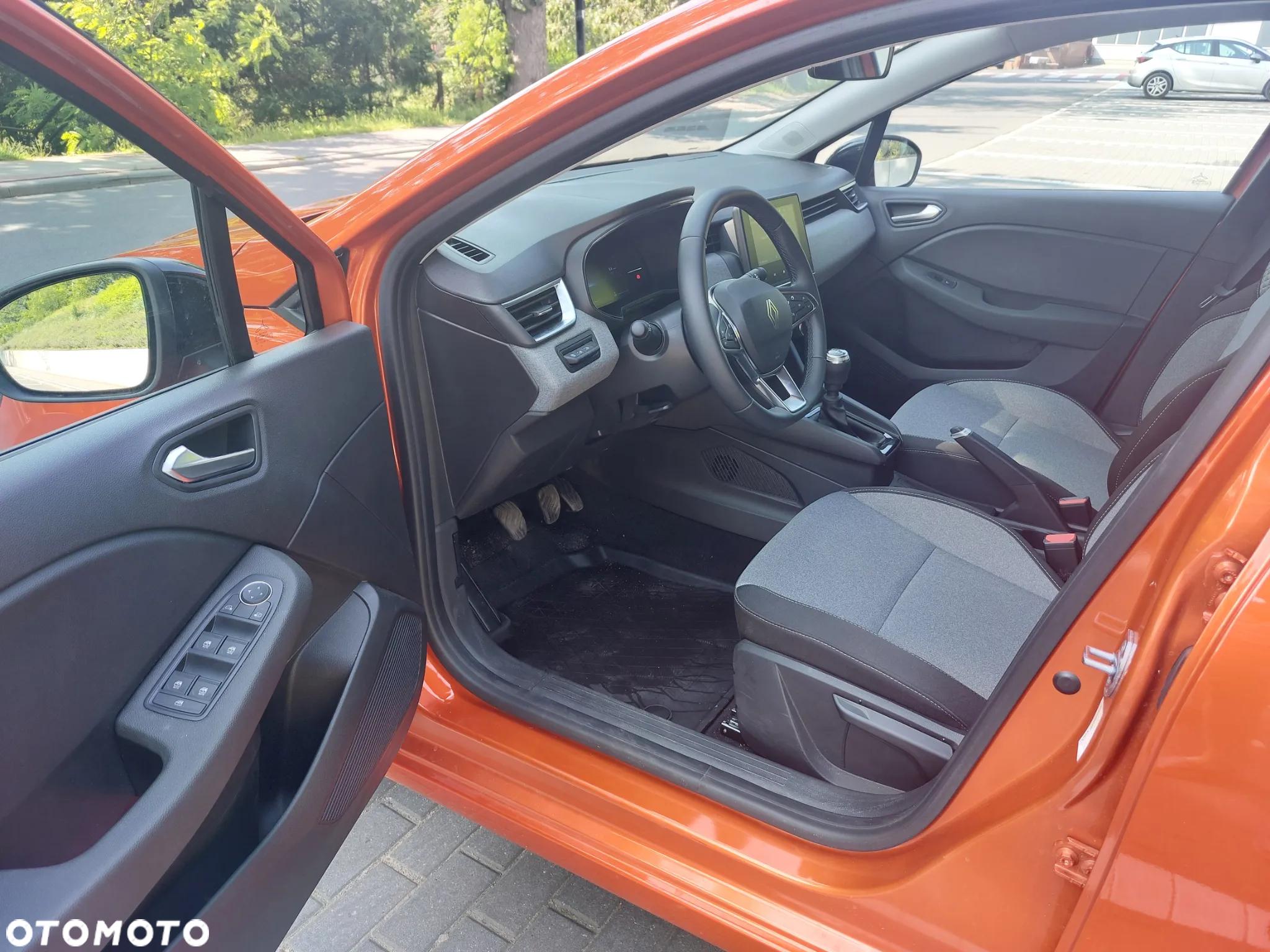 Renault Clio 1.0 TCe Evolution - 13