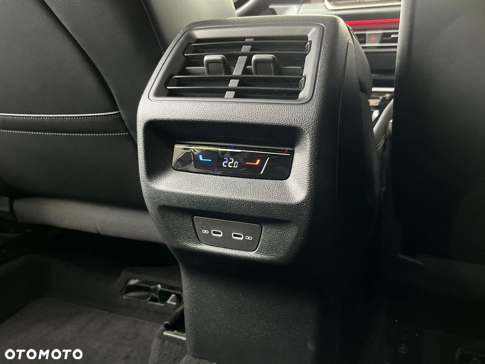 Volkswagen Tiguan - 23