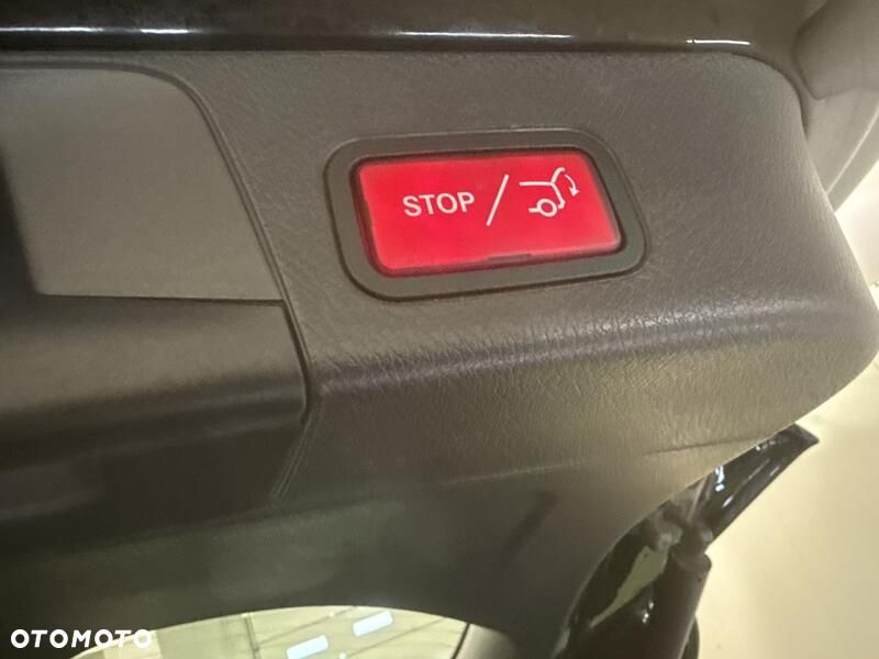 Mercedes-Benz GLB 200 d 4-Matic 8G-DCT - 24