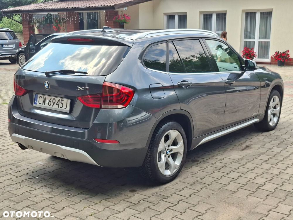 BMW X1 xDrive18d xLine - 8