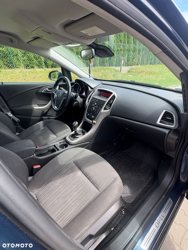 Opel Astra 1.4 T Enjoy - 16