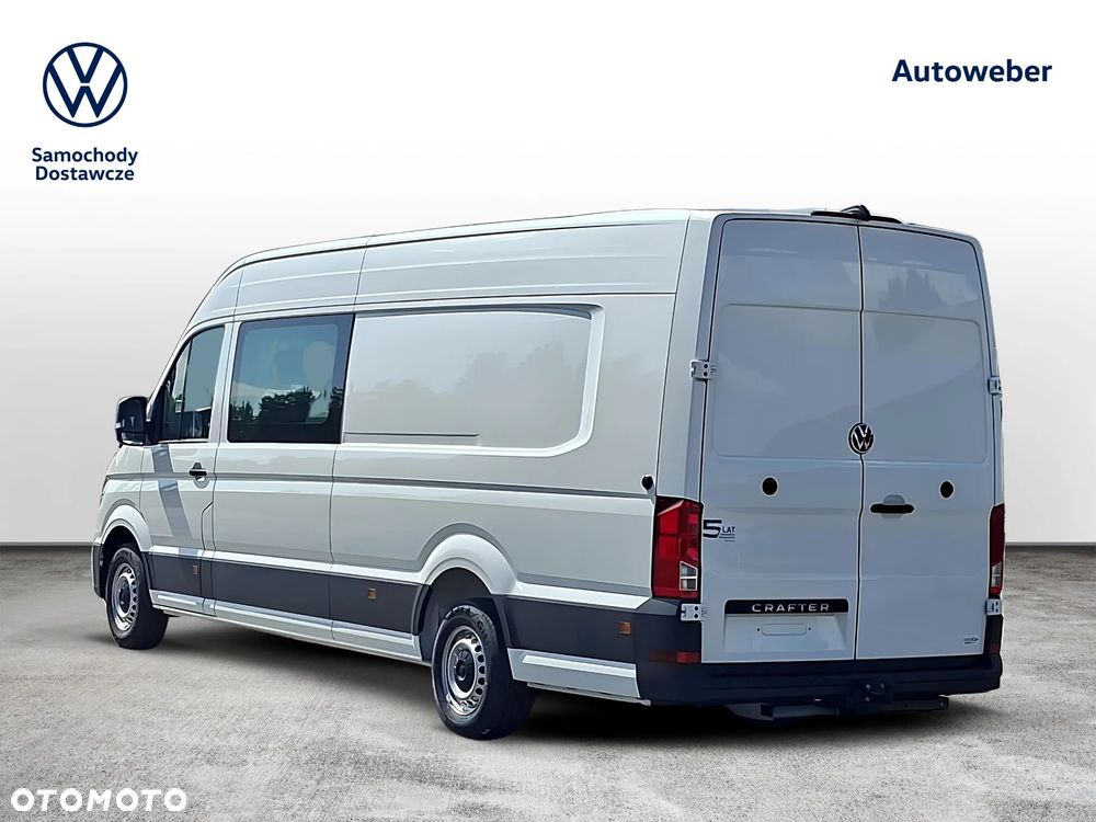 Volkswagen Crafter 35 Furgon z wysokim dachem 7 osobowy, silnik: 2,0 l EURO VI 163 KM / skrzynia biegów: Przedni napęd manualna 6-biegowa rozstaw osi: 4490 mm - 4